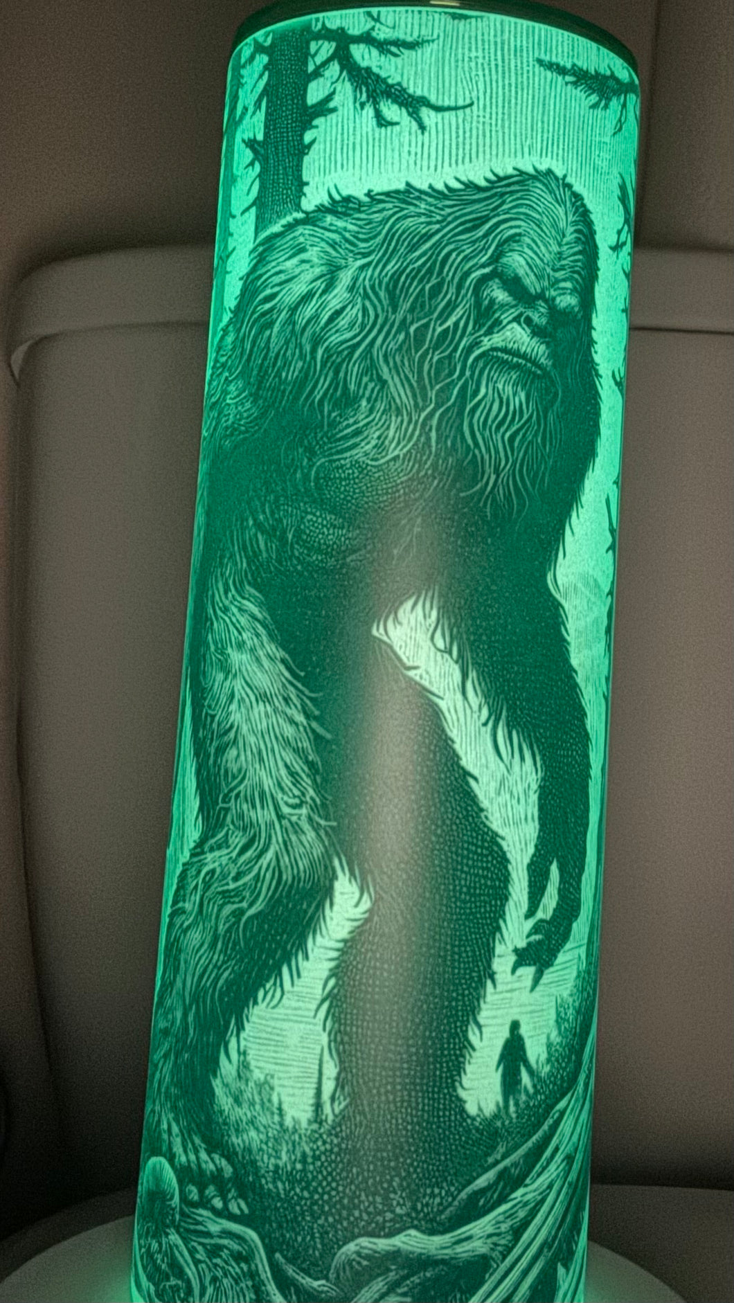 Tumbler Glow in the Dark Big Foot